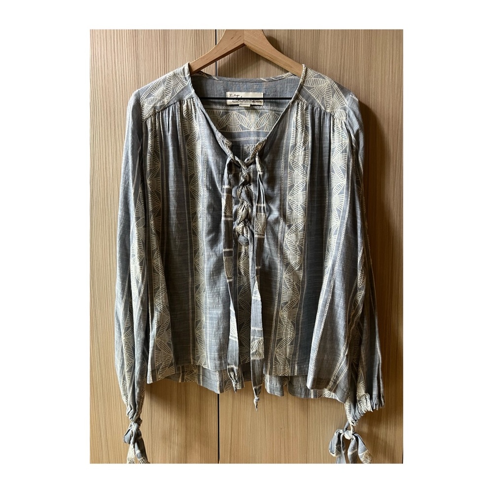 Vintage Havana geometric print cream and blue blouse with crochet Sz m